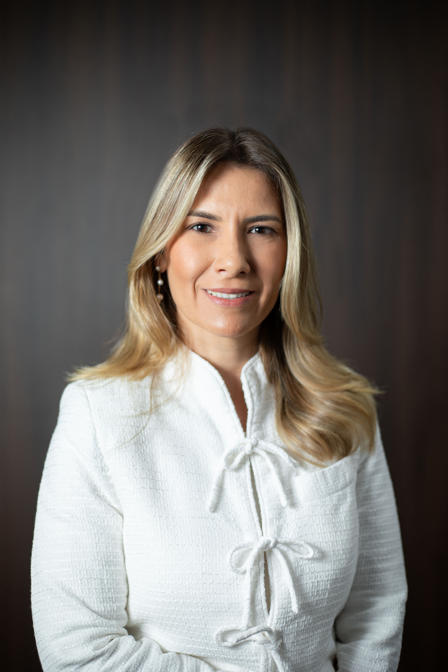 Andrea (63)